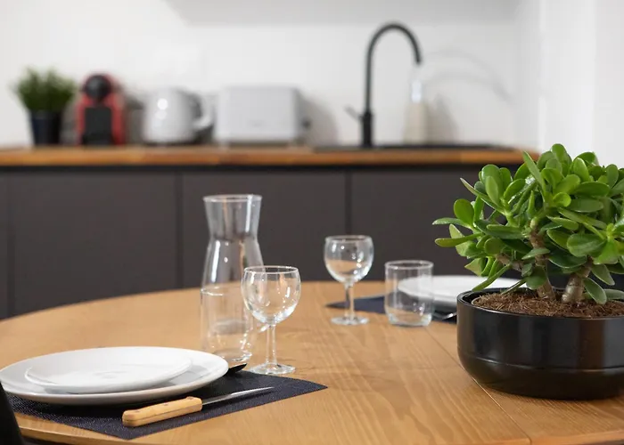 Romantic Getaway With Jacuzzi, Downtown Apartment Mulhouse