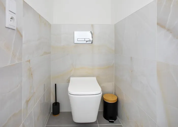 Apartment Romantic Getaway With Jacuzzi, Downtown Mulhouse