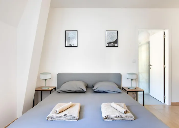 Apartment Romantic Getaway With Jacuzzi, Downtown *